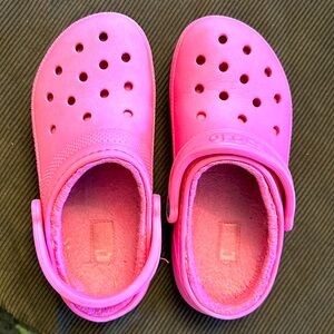 CLASSIC PINK FLEECE LINED CROCS MEN’S 5 WOMEN’S 7 EUC CLOGS SHOES